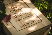 Carica l&#39;immagine nel visualizzatore di Gallery, Scatola Deluxe &quot;Vigna della Regina&quot;